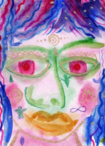 Aquarellgemälde eines stilisierten Gesichts mit rosafarbener Haut, grünen Gesichtszügen, goldenen Akzenten und mehrfarbigem Haar. Die Augen sind mandelförmig mit roten Iris und grünen Konturen, verziert mit goldenen Zierlinien. Die Nase und die Lippen sind grün bzw. orange gemalt. Verschiedene goldene Symbole und Formen, darunter Spiralen, ein Dreieck und das Unendlichkeitssymbol, sind über das Gesicht verstreut. Das Haar ist überwiegend blau und rosa, und in der oberen Hälfte des Bildes sind goldene Sprenkel verstreut. Watercolor painting of a stylized face with pink skin, green features, gold accents, and multi-colored hair. The eyes are almond-shaped with red irises and green outlines, embellished with gold decorative lines. The nose and lips are painted green and orange, respectively. Various gold symbols and shapes, including spirals, a triangle, and the infinity symbol, are scattered across the face. The hair is primarily blue and pink, and golden speckles are scattered in the top half of the painting.